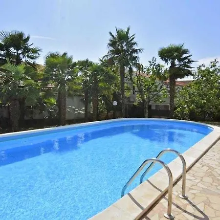 In With Balcony, Wifi 819-3