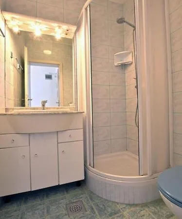 Apartman In With Balcony, Wifi 819-3 Poreč