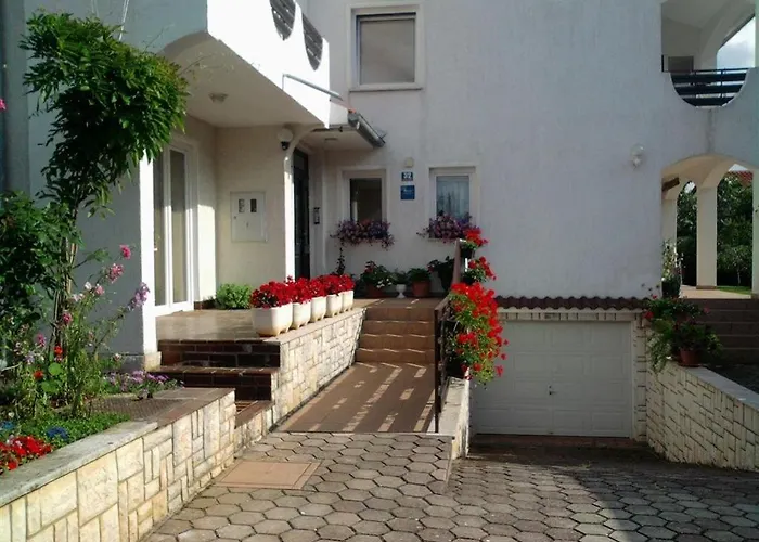 In With Balcony, Wifi 819-3 * Poreč