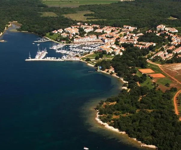 Apartman In With Balcony, Wifi 819-3 *