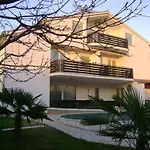 Lägenhet In With Balcony, Wifi 819-3 Poreč